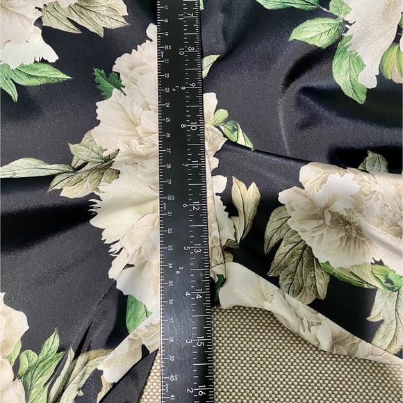 Karen Millen Womens Trousers Size 8 Black With White Tan Green Flowered - Picture 8 of 10